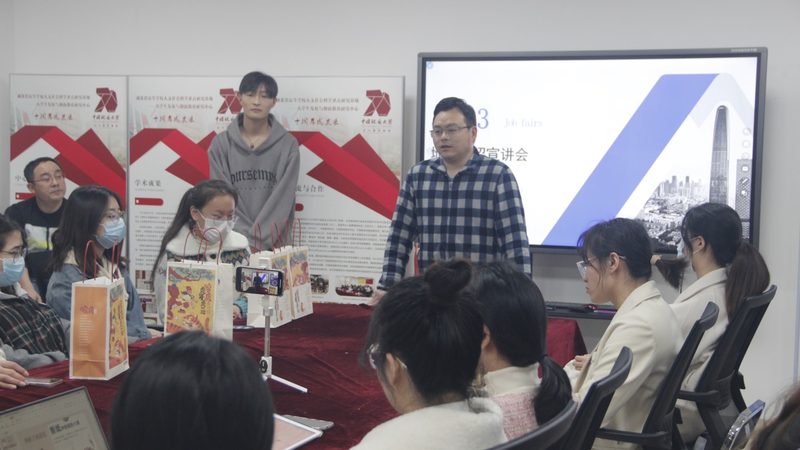 会计真账实操课程，如何选对价格与价值？**